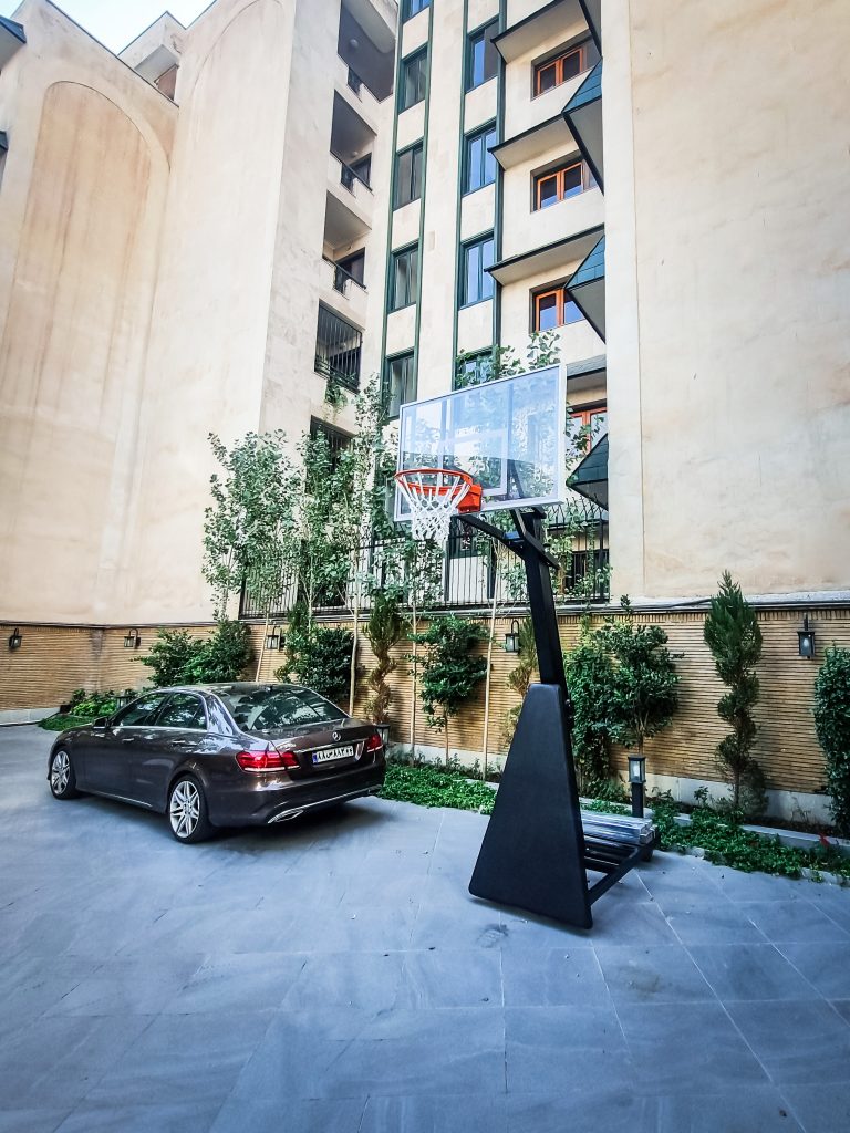 پایه بسکتبال دماوند، زعفرانیه